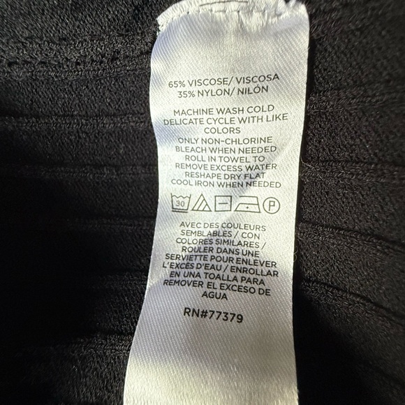 NWT Ann Taylor Ribbed Off Shoulder Black Long Sleeve Sweater SZ LP - Picture 5 of 10